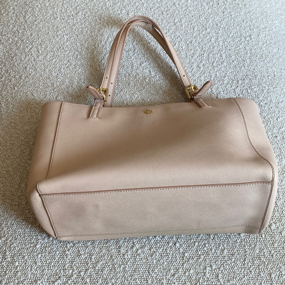 Blush Pink: Tory Burch Tote